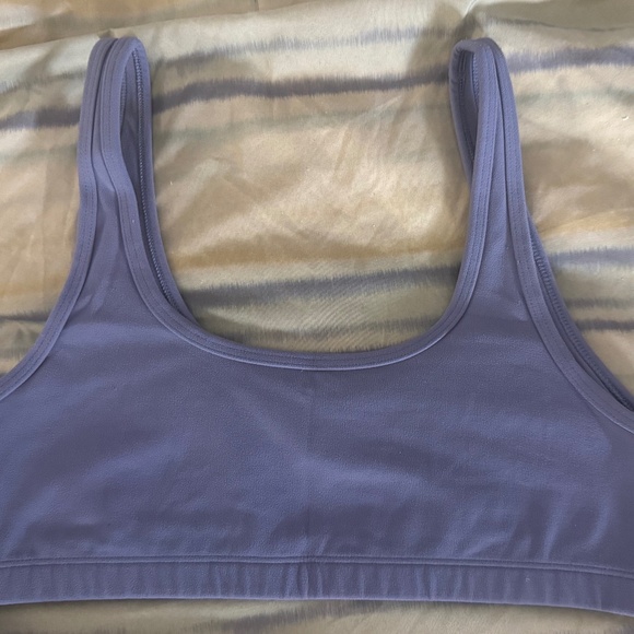 Aritzia TnAction Lavender mini sports bra M - Picture 1 of 3
